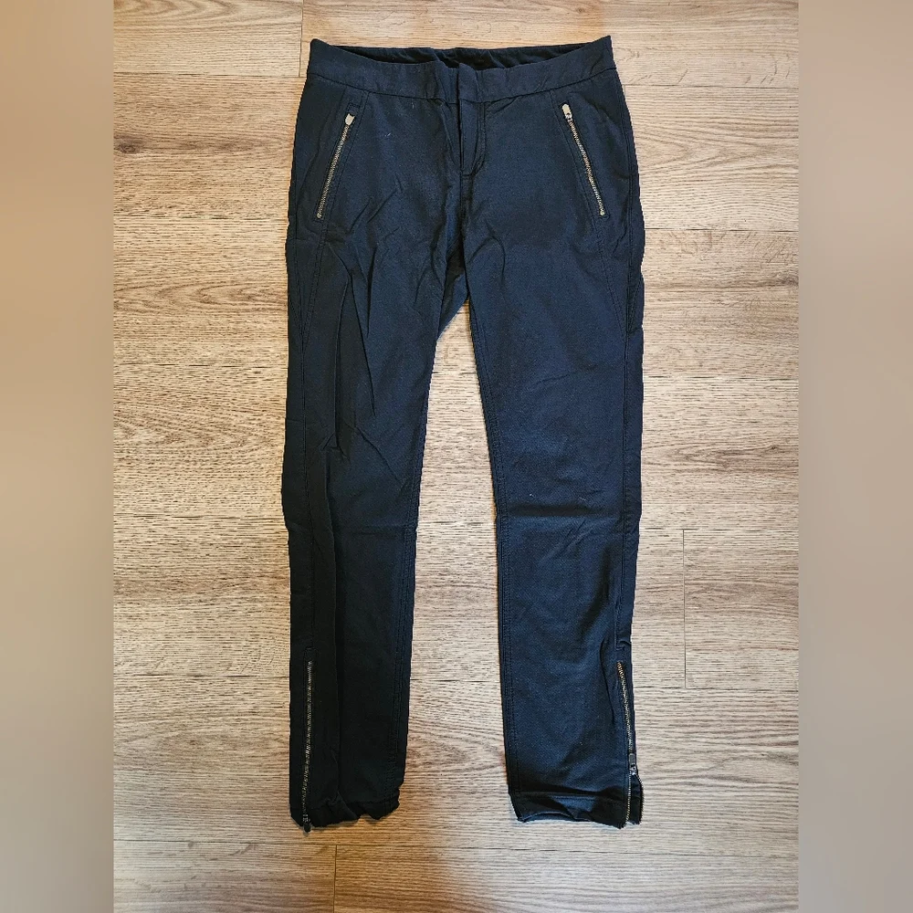 Athleta Women's Black Straight Leg Pants, Size 10